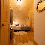 Chalet Zakopianski Czar *